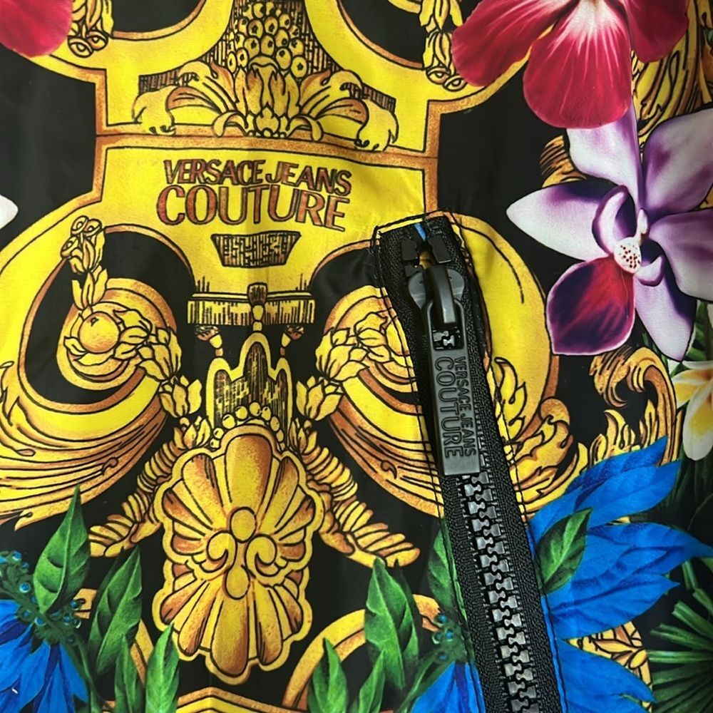 Versace Jeans Couture Jungle Baroque Printed Windbreaker Jacket, New, Size 44 - Picture 8 of 12